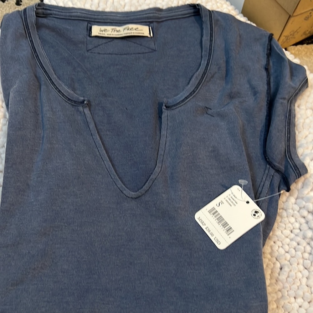 - NWT Free People Always Yours Tee Shaded Lake Blue Size Small - Picture 2 of 2